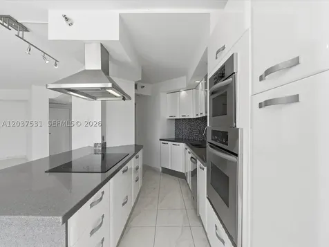 3610 Yacht Club Drive Aventura FL 33180
