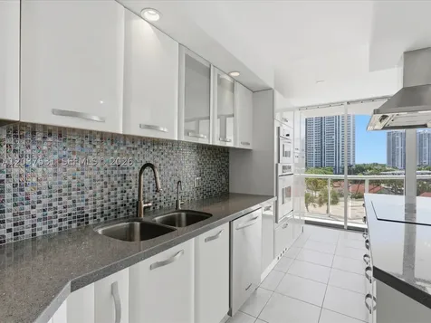3610 Yacht Club Drive Aventura FL 33180