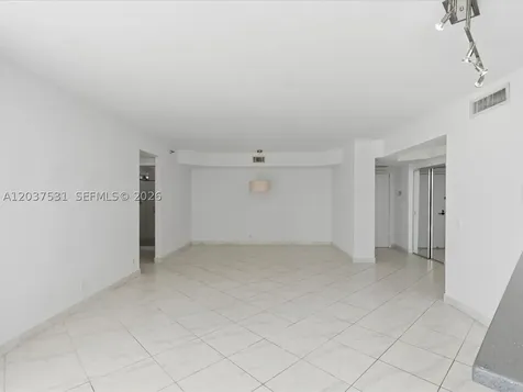 3610 Yacht Club Drive Aventura FL 33180
