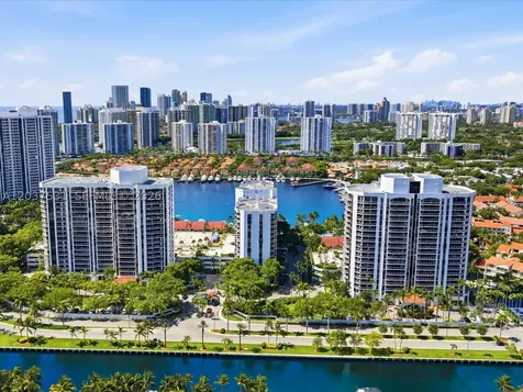 3610 Yacht Club Drive Aventura FL 33180