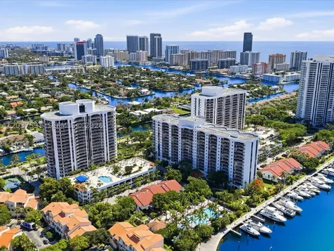 3610 Yacht Club Drive Aventura FL 33180