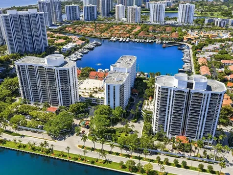 3610 Yacht Club Drive Aventura FL 33180