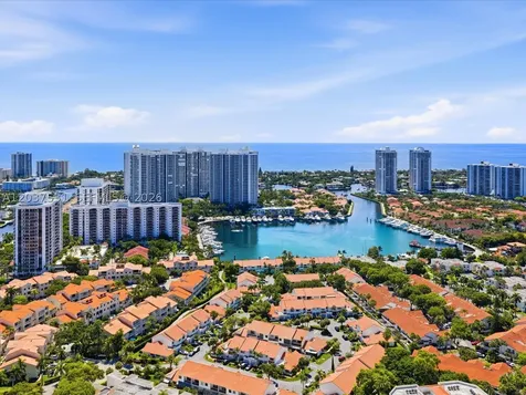 3610 Yacht Club Drive Aventura FL 33180
