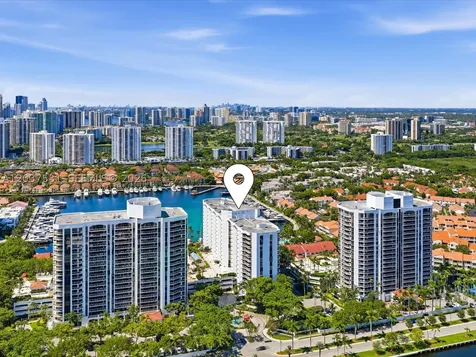 3610 Yacht Club Drive Aventura FL 33180
