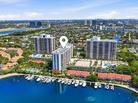 3610 Yacht Club Drive Aventura FL 33180
