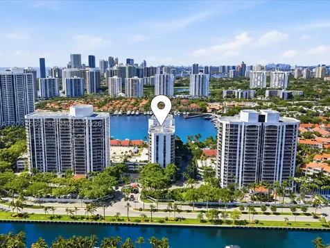3610 Yacht Club Drive Aventura FL 33180