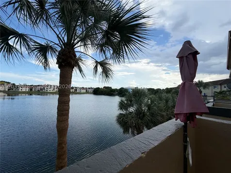14902 SW 82nd Lane Miami FL 33193