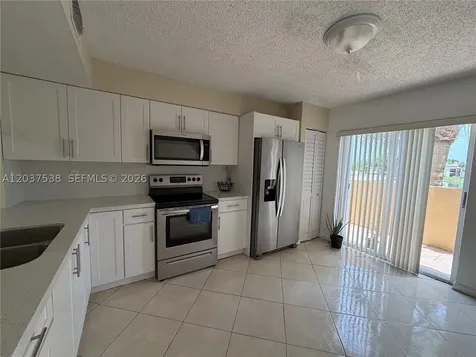 14902 SW 82nd Lane Miami FL 33193