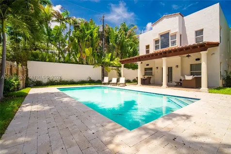 3514 Crystal Court Miami FL 33133