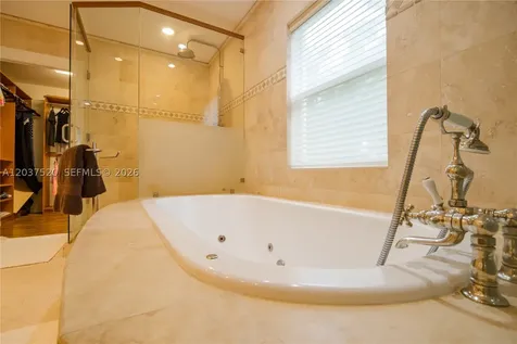 3514 Crystal Court Miami FL 33133