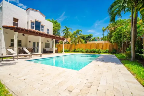 3514 Crystal Court Miami FL 33133