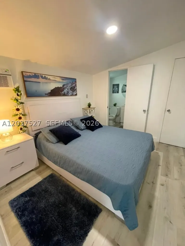 5615 Hope Street Hollywood FL 33021
