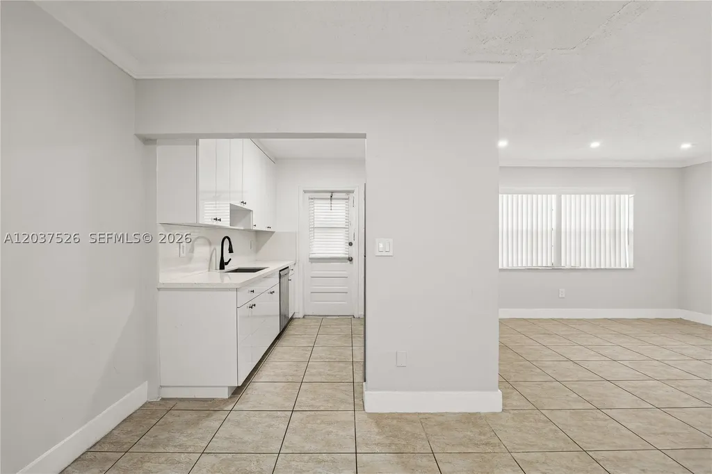 5141 Hollywood Boulevard Hollywood FL 33021