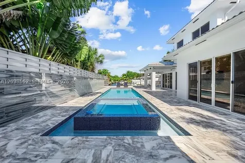 4497 SW 25th Terrace Dania Beach FL 33312