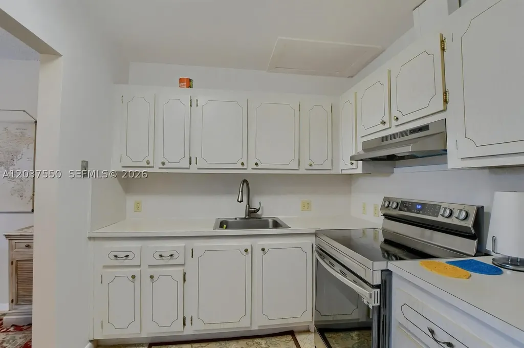 161 Mansfield D Boca Raton FL 33434