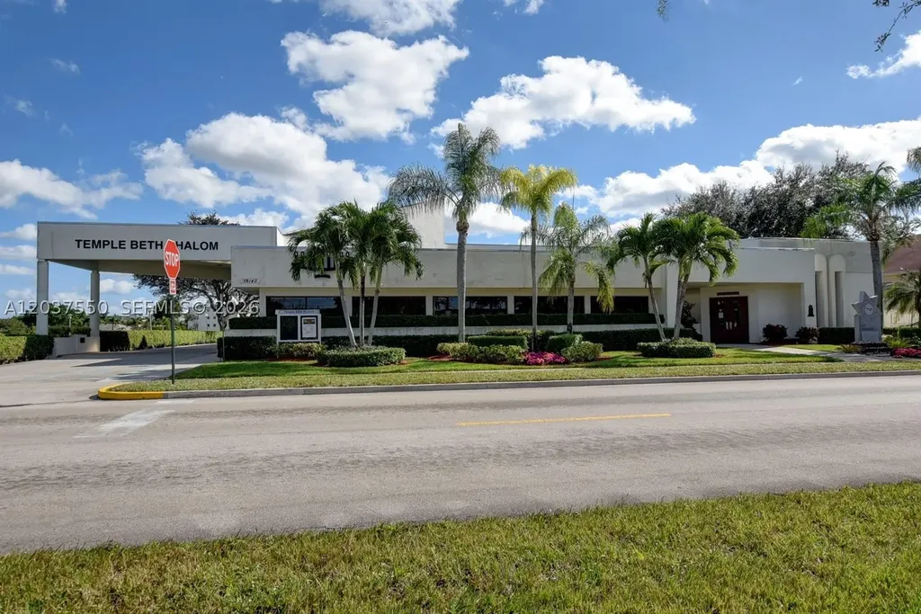 161 Mansfield D Boca Raton FL 33434