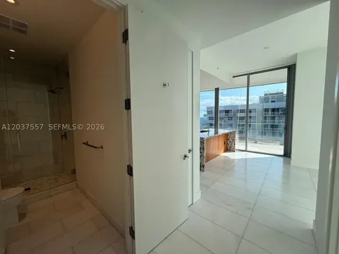 175 SE 25th Road Miami FL 33129