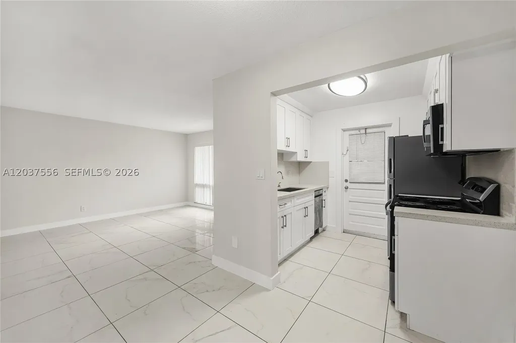 5141 Hollywood Boulevard Hollywood FL 33021