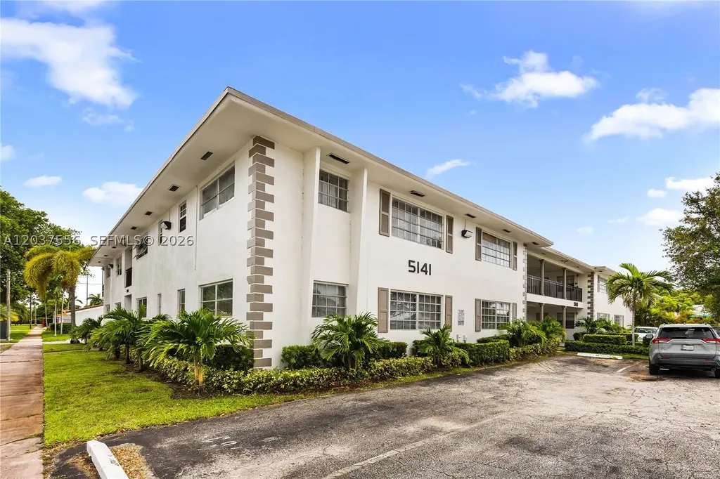 5141 Hollywood Boulevard Hollywood FL 33021