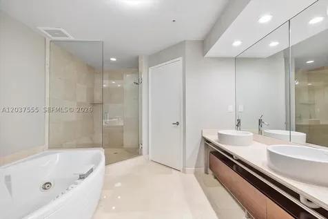 16275 Collins Avenue Sunny Isles Beach FL 33160