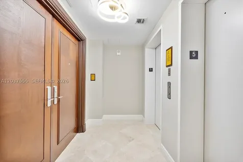 16275 Collins Avenue Sunny Isles Beach FL 33160
