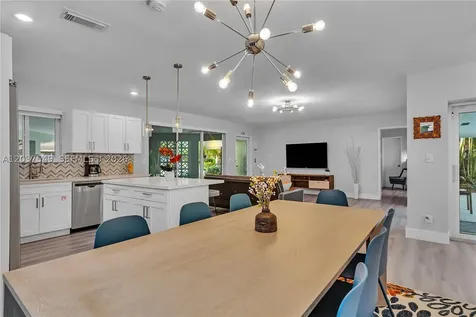 204 SW 19th Avenue Fort Lauderdale FL 33312