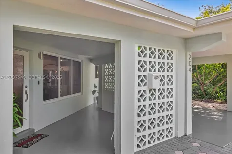 204 SW 19th Avenue Fort Lauderdale FL 33312
