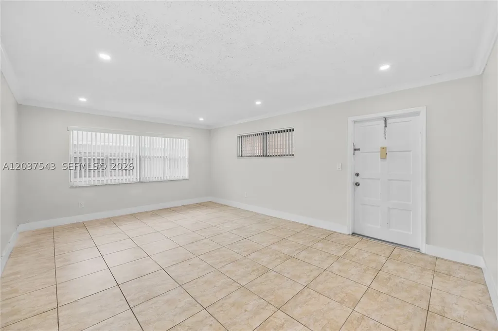 5141 Hollywood Boulevard Hollywood FL 33021