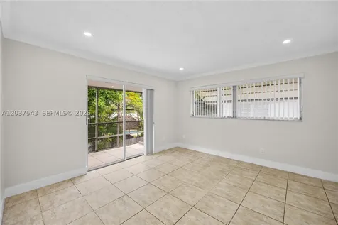 5141 Hollywood Boulevard Hollywood FL 33021