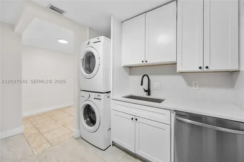 5141 Hollywood Boulevard Hollywood FL 33021