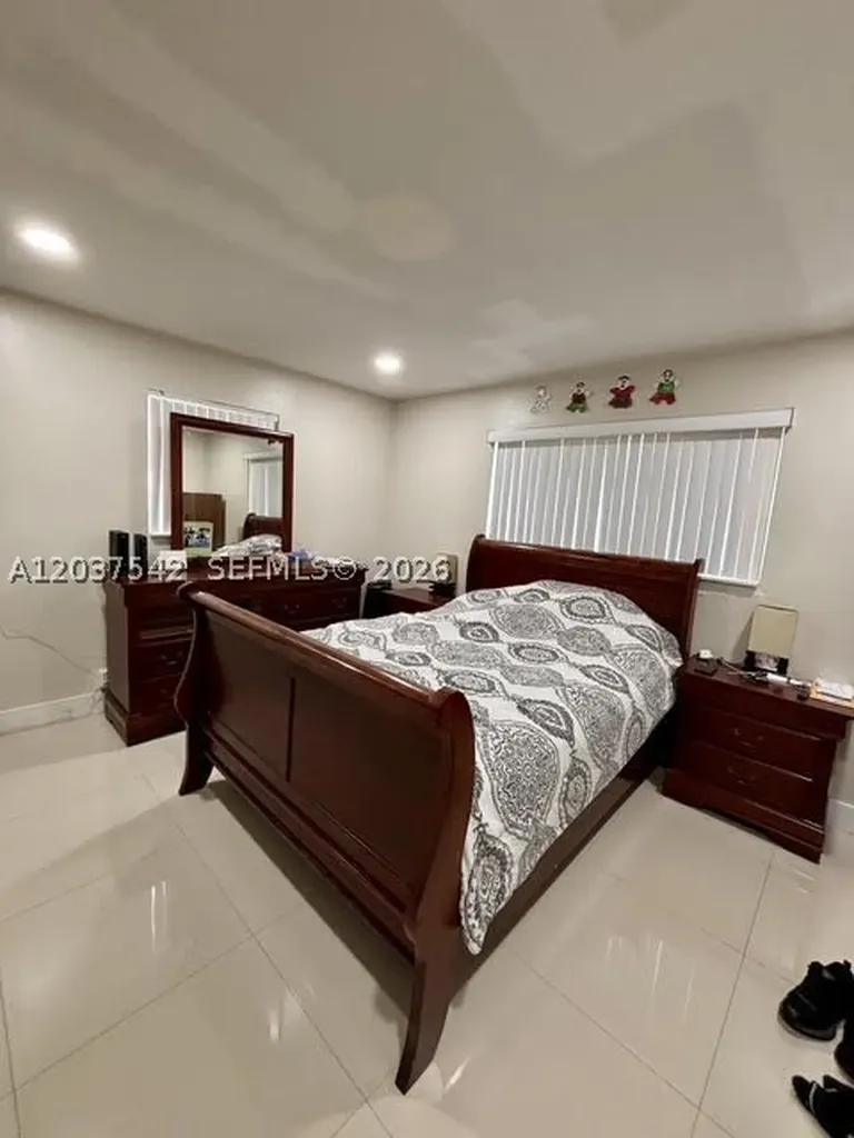 7461 Douglas Street Hollywood FL 33024