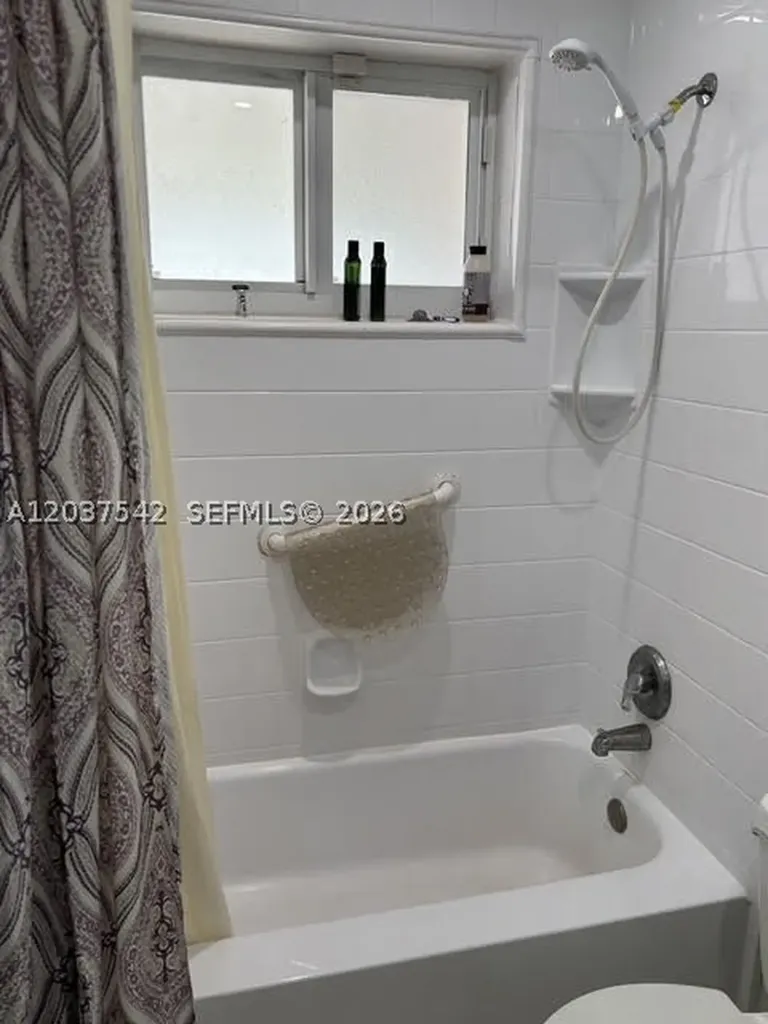 7461 Douglas Street Hollywood FL 33024
