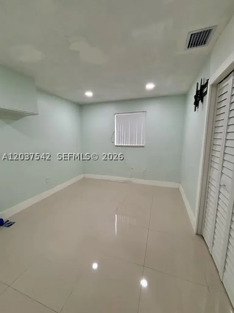 7461 Douglas Street Hollywood FL 33024