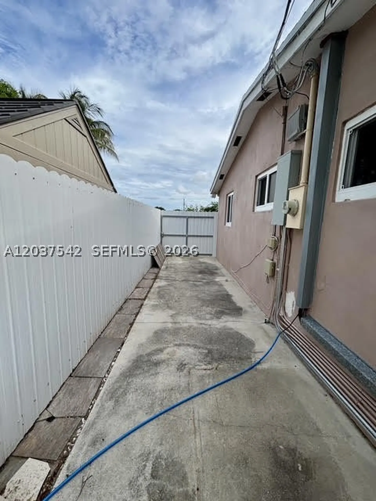 7461 Douglas Street Hollywood FL 33024