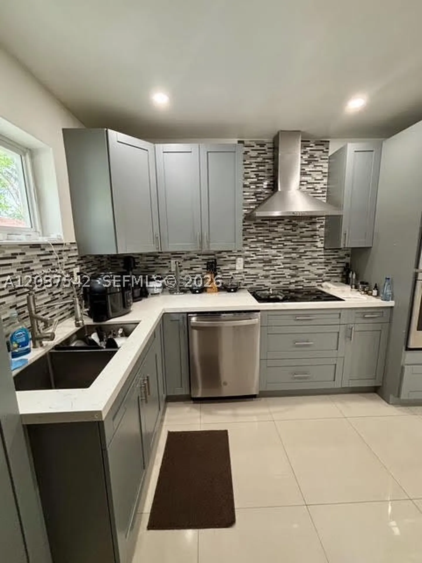 7461 Douglas Street Hollywood FL 33024