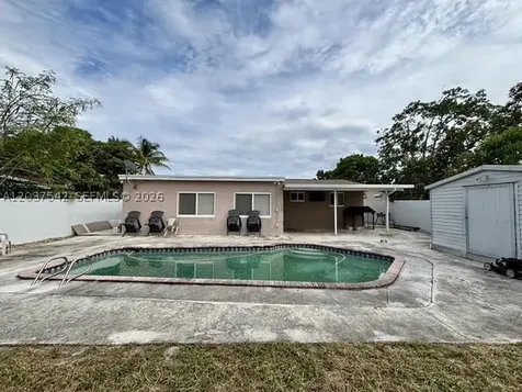 7461 Douglas Street Hollywood FL 33024