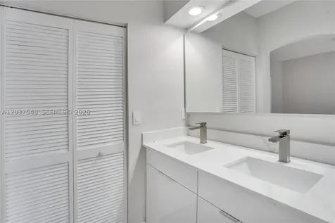 12666 NW 14th Place Sunrise FL 33323