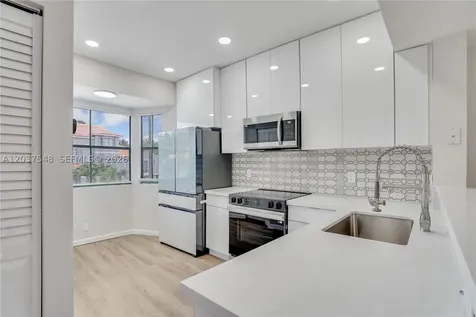 12666 NW 14th Place Sunrise FL 33323