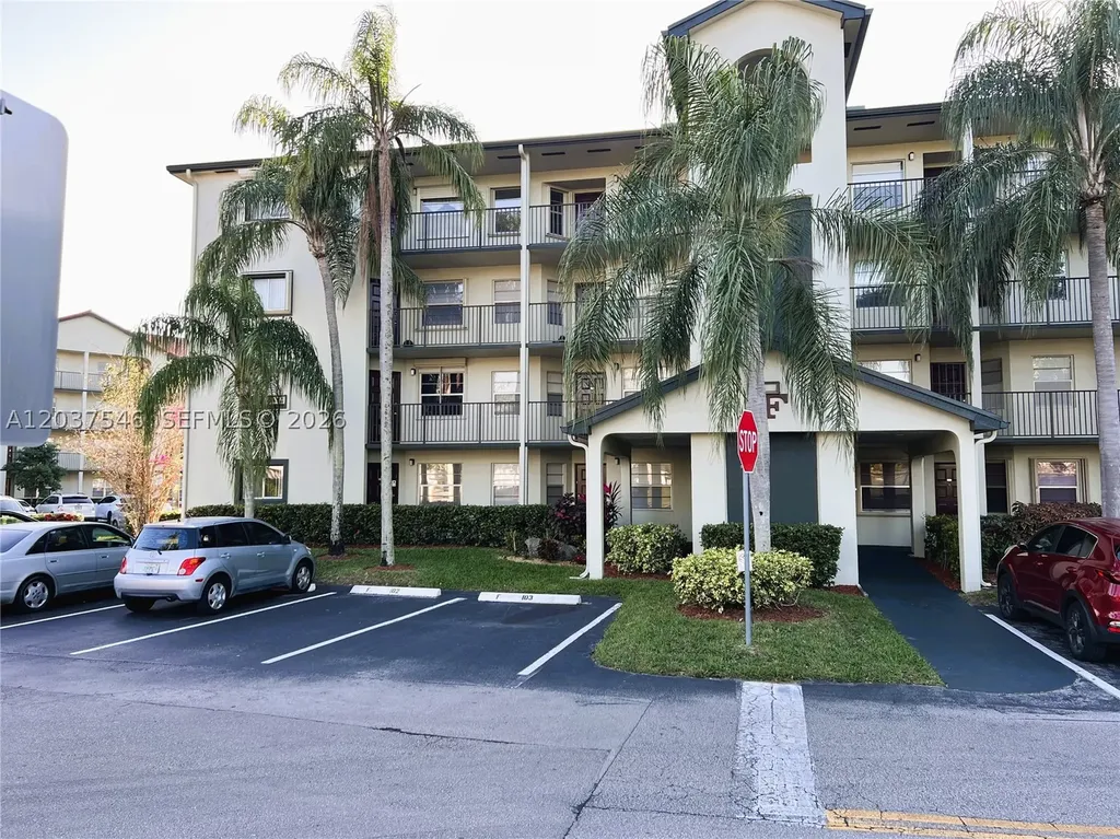 1300 SW 130th Avenue Pembroke Pines FL 33027
