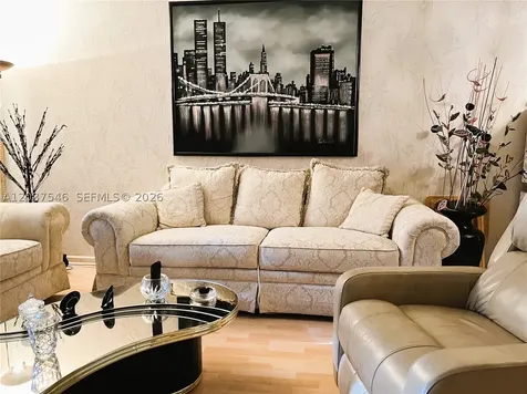 1300 SW 130th Avenue Pembroke Pines FL 33027