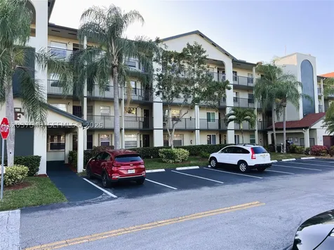 1300 SW 130th Avenue Pembroke Pines FL 33027