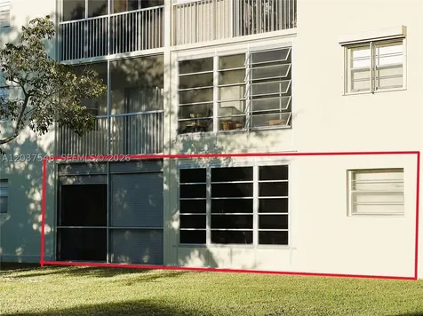 1300 SW 130th Avenue Pembroke Pines FL 33027