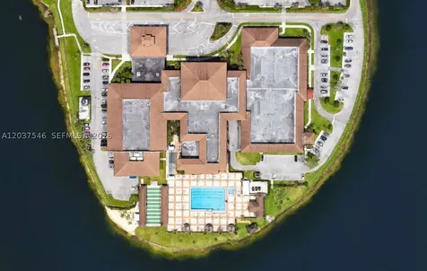 1300 SW 130th Avenue Pembroke Pines FL 33027