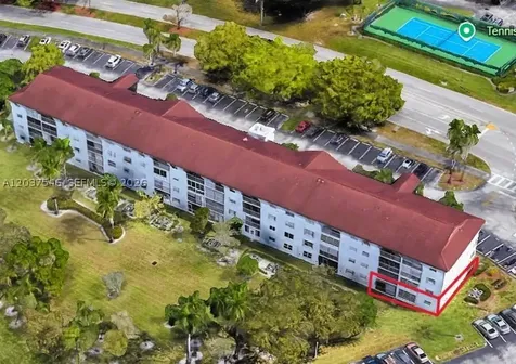 1300 SW 130th Avenue Pembroke Pines FL 33027