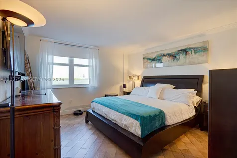 10350 W Bay Harbor Drive Bay Harbor Islands FL 33154