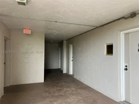 6886 N Kendall Drive Pinecrest FL 33156