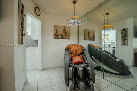 7899 NW 174th Terrace Hialeah FL 33015