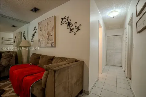 7899 NW 174th Terrace Hialeah FL 33015