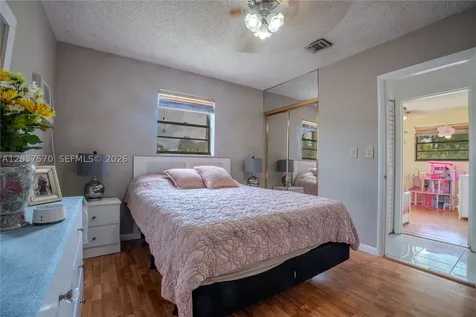 7899 NW 174th Terrace Hialeah FL 33015