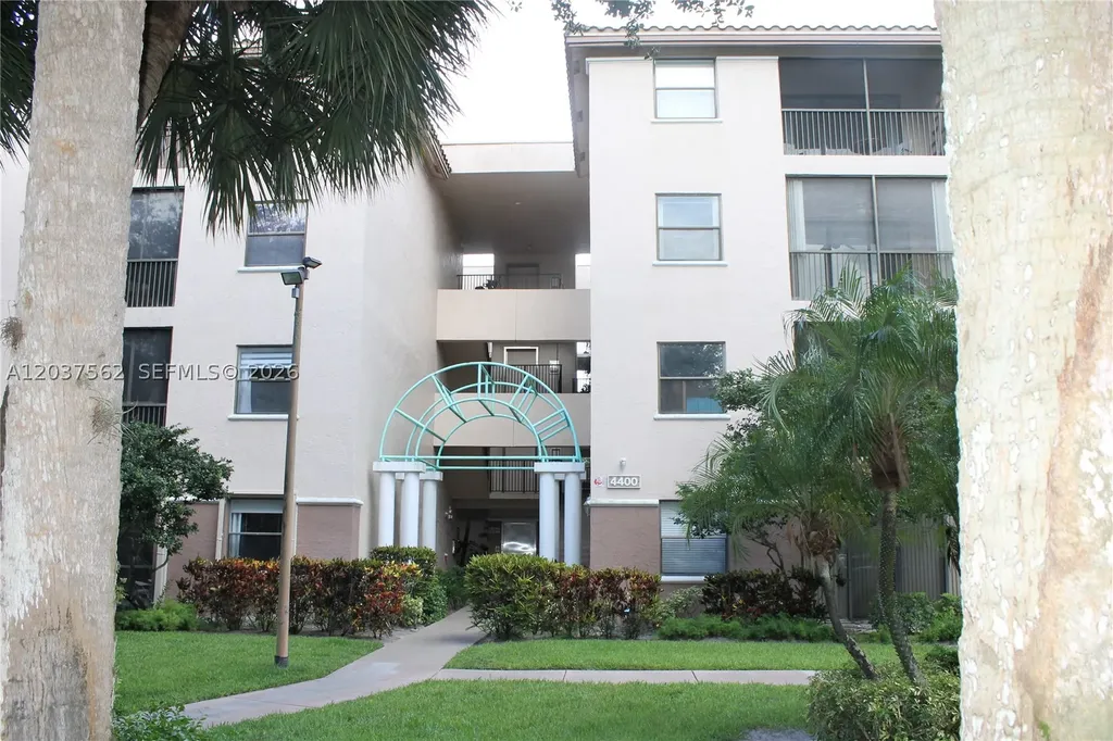 4400 NW 30th Street Coconut Creek FL 33066